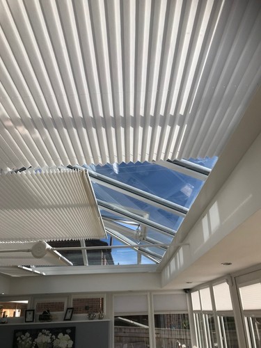 Pleated roof thermal - roof, blinds