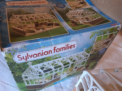 Sylvanian families - sylvanian,
